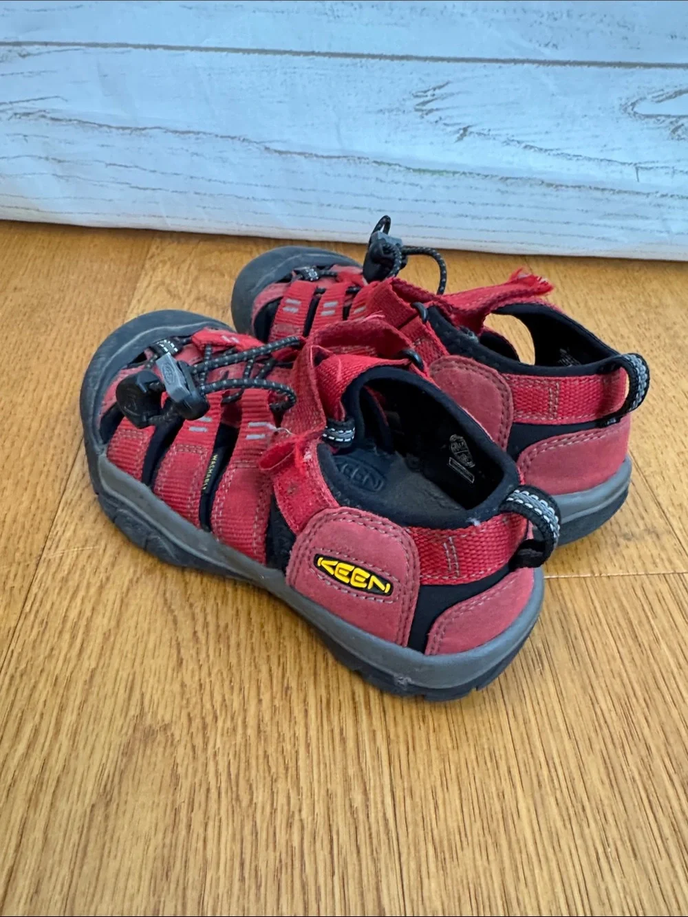 KEEN Kids Red Closed-Toe Sandals - Sporty Outdoor Shoe size 1